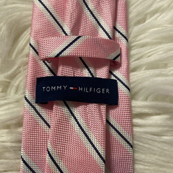 Tommy Hilfiger Man Tie - Picture 2 of 5